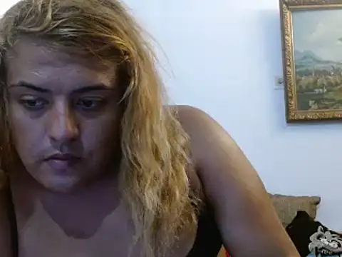 Snapshot of KIARAMARSHALLWELLZ chatting on 01-28-25, 06:49 KIARAMARSHALLWELLZ online show from 01-28-25, 06:49