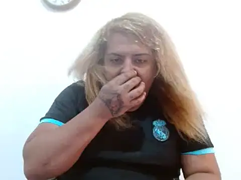 Snapshot of KIARAMARSHALLWELLZ chatting on 01-31-25, 06:47 KIARAMARSHALLWELLZ online show from 01-31-25, 06:47