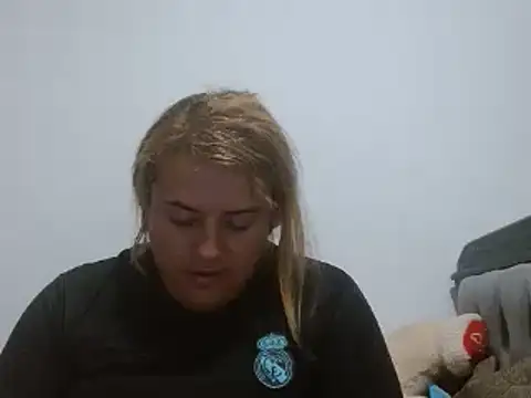 Snapshot of KIARAMARSHALLWELLZ chatting on 02-03-25, 11:15 KIARAMARSHALLWELLZ online show from 02-03-25, 11:15