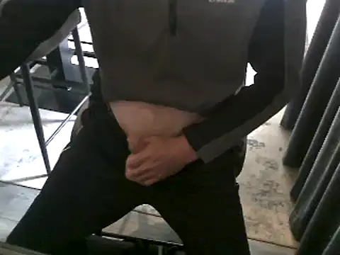 hornyman18cm39 online show from 06-12-26, 10:58