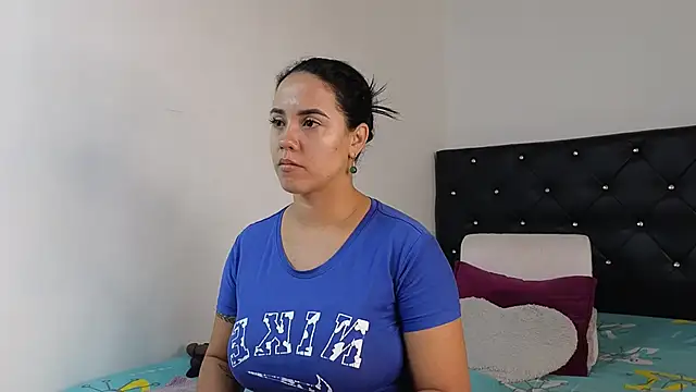 Snapshot of tatiana_big_ass_boobs chatting on 11-14-25, 05:00 tatiana big ass boobs online show from 11-14-25, 05:00