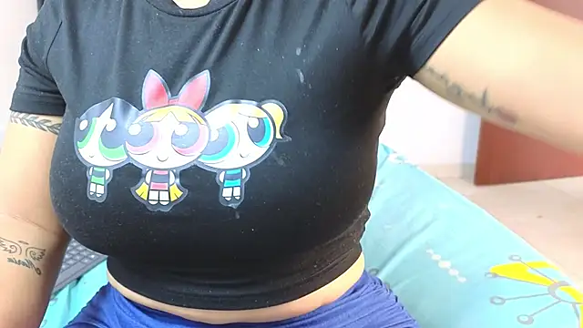 Snapshot of tatiana_big_ass_boobs chatting on 11-25-25, 01:55 tatiana big ass boobs online show from 11-25-25, 01:55