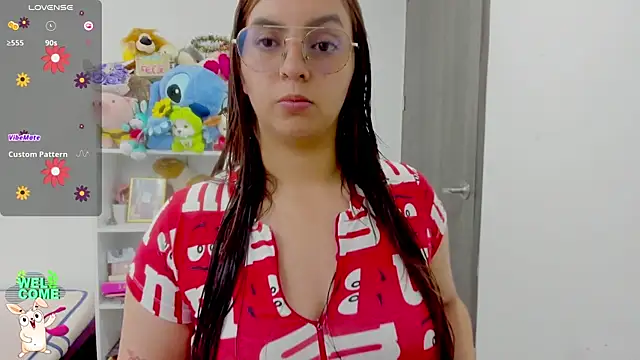 Snapshot of Valery7rose_ chatting on 05-25-26, 04:13 Valery7rose online show from 05-25-26, 04:13
