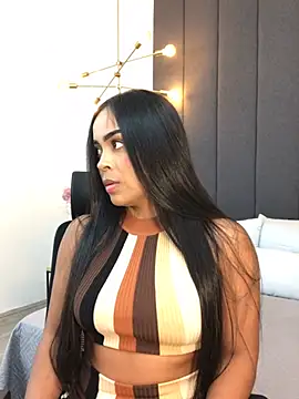 Snapshot of JuanaSimons chatting on 01-03-25, 11:23 JuanaSimons online show from 01-03-25, 11:23