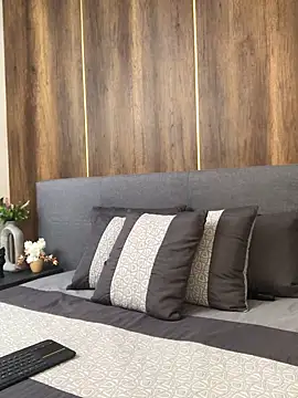 Snapshot of JuanaSimons chatting on 02-05-25, 11:06 JuanaSimons online show from 02-05-25, 11:06