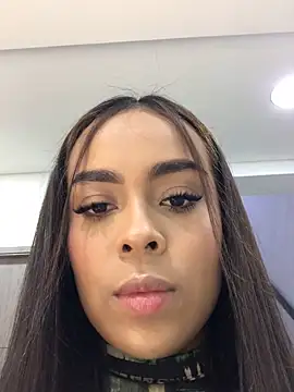 Snapshot of JuanaSimons chatting on 03-08-25, 04:06 JuanaSimons online show from 03-08-25, 04:06