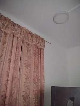 Snapshot of JuanaSimons chatting on 12-03-25, 02:08 JuanaSimons online show from 12-03-25, 02:08