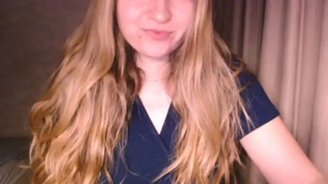 Snapshot of fiona_cute_2 chatting on 11-16-25, 07:30 fiona cute 2 online show from 11-16-25, 07:30