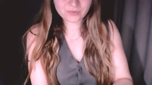 fiona cute 2 online show from 04-20-26, 07:15