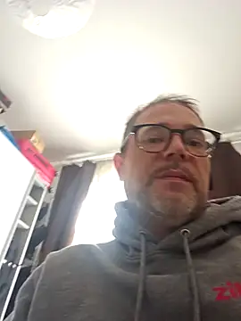 BananasNCream online show from 09-25-25, 08:18