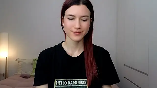 AliciaNewell online show from 11-30-25, 06:50