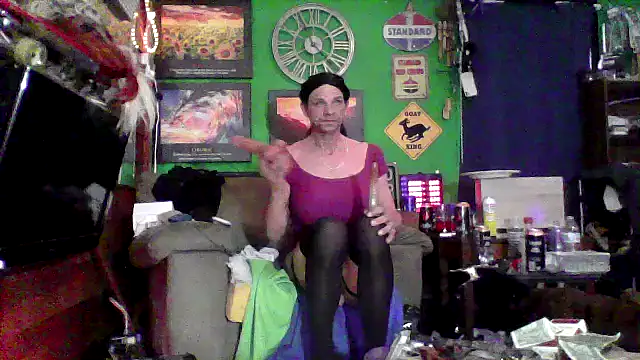 Brooke-lynn online show from 02-11-25, 04:24