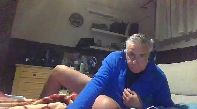 parejamlga58 online show from 01-03-25, 10:40