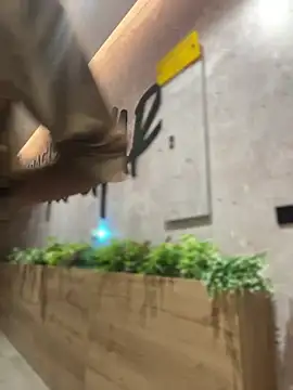 Emilia Bakerr online show from 01-20-25, 06:43