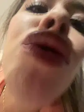 Emilia Bakerr online show from 02-05-25, 06:26