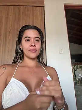 Emilia Bakerr online show from 05-06-26, 06:13