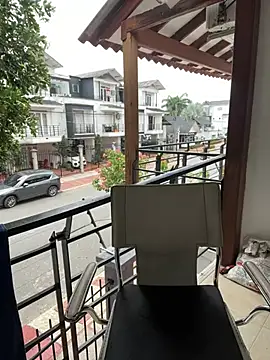 Snapshot of MrsFoucher chatting on 02-09-25, 05:22 MrsFoucher online show from 02-09-25, 05:22