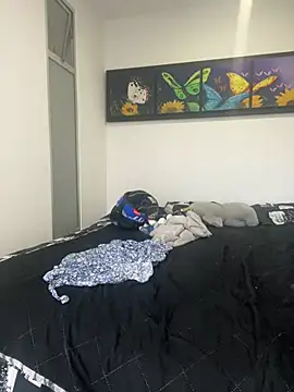 Snapshot of MrsFoucher chatting on 03-09-25, 10:52 MrsFoucher online show from 03-09-25, 10:52