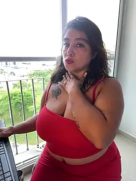 Snapshot of MrsFoucher chatting on 03-21-25, 09:01 MrsFoucher online show from 03-21-25, 09:01