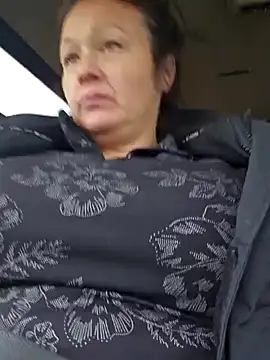 Snapshot of sweetkitty111 chatting on 12-18-24, 07:08 sweetkitty111 online show from 12-18-24, 07:08