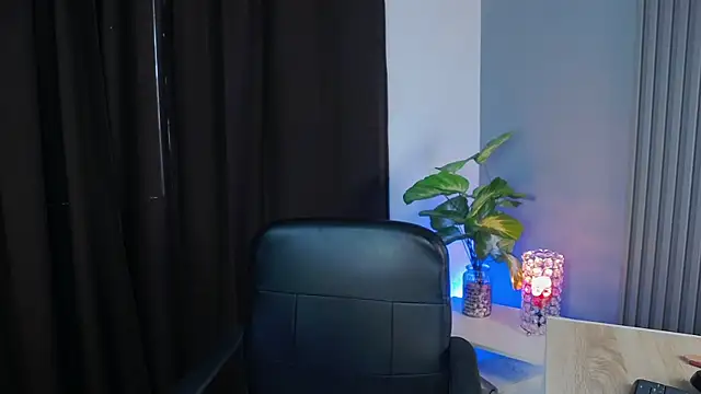 AllieEvans online show from 02-22-25, 09:26