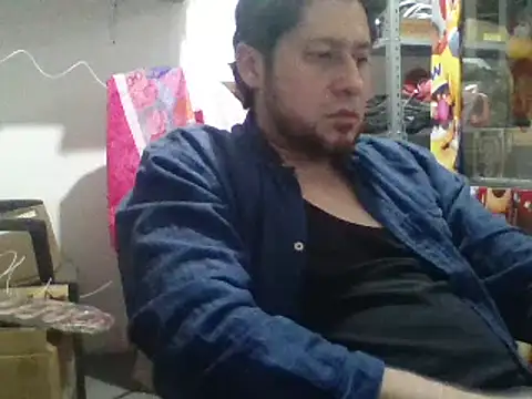 Snapshot of simpatico1000 chatting on 01-24-25, 04:27 simpatico1000 online show from 01-24-25, 04:27