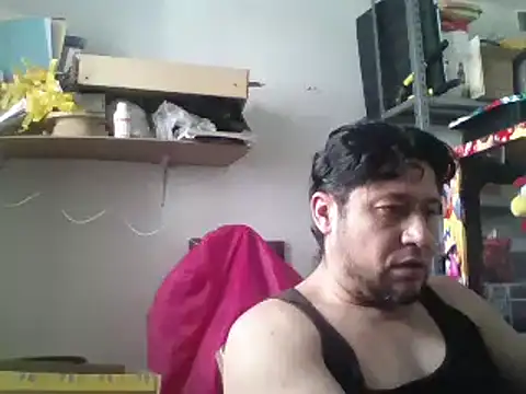 Snapshot of simpatico1000 chatting on 02-07-25, 06:45 simpatico1000 online show from 02-07-25, 06:45