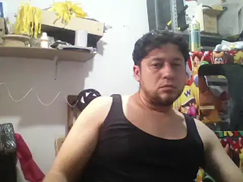 Snapshot of simpatico1000 chatting on 02-16-25, 11:37 simpatico1000 online show from 02-16-25, 11:37