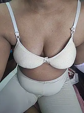 Snapshot of Telugu_ammayi_pooja chatting on 05-14-26, 05:42 Telugu ammayi pooja online show from 05-14-26, 05:42