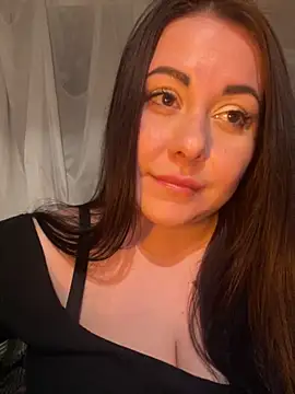 DaisyStreet online show from 04-22-26, 08:21