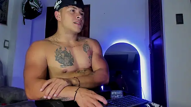 Dominic Biker   online show from 07-21-26, 04:59