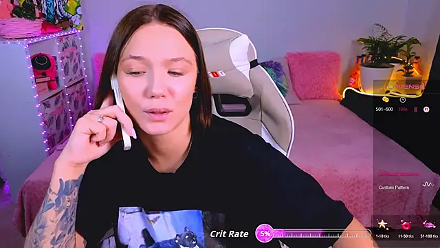 Karen morris online show from 11-19-25, 04:56