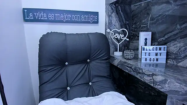 miss danika online show from 02-28-26, 11:11