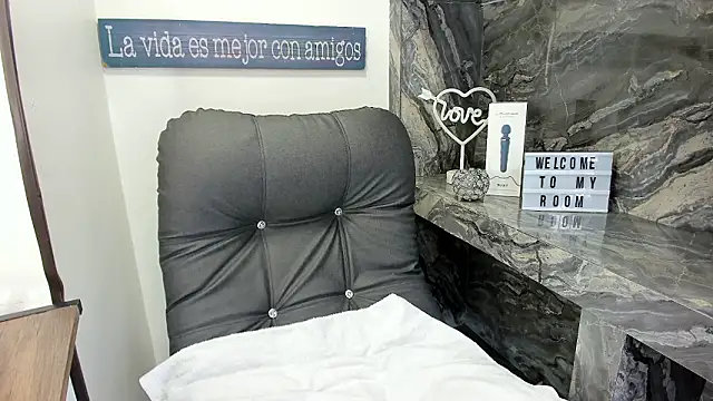 miss danika online show from 03-19-26, 11:03