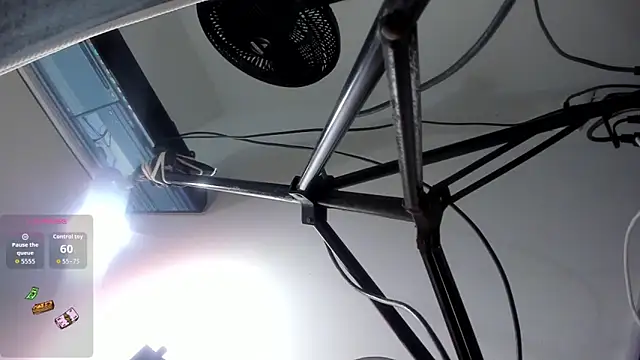 AllisonCherris online show from 04-21-26, 04:19