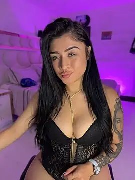 lucianaroy online show from 07-17-26, 05:03