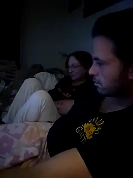 pumpitup123 online show from 11-04-25, 05:50