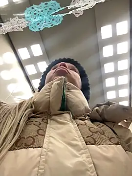 LikaCat online show from 01-07-25, 04:08