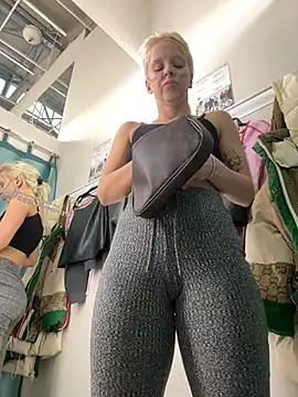 LikaCat online show from 01-21-25, 07:15