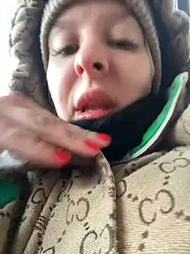 LikaCat online show from 01-31-25, 04:14