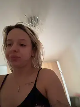 LikaCat online show from 01-09-26, 04:15