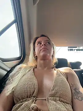 LikaCat online show from 04-04-26, 03:05