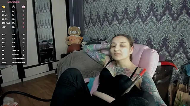 Snapshot of AlexRacc00n chatting on 01-02-25, 01:38 AlexRacc00n online show from 01-02-25, 01:38