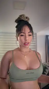 Alison Diaz17 online show from 04-13-26, 09:42