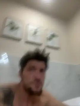 Snapshot of Followthepiper chatting on 01-12-25, 10:22 Followthepiper online show from 01-12-25, 10:22