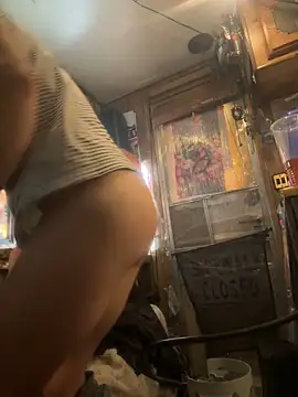 Snapshot of Followthepiper chatting on 02-04-25, 08:49 Followthepiper online show from 02-04-25, 08:49