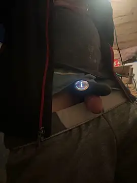 Snapshot of Followthepiper chatting on 03-13-25, 12:56 Followthepiper online show from 03-13-25, 12:56