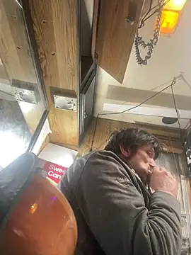 Snapshot of Followthepiper chatting on 03-21-25, 01:56 Followthepiper online show from 03-21-25, 01:56