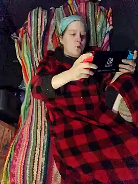 Snapshot of shadow199393 chatting on 12-05-24, 07:17 shadow199393 online show from 12-05-24, 07:17