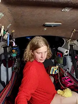 Snapshot of shadow199393 chatting on 10-09-25, 01:36 shadow199393 online show from 10-09-25, 01:36